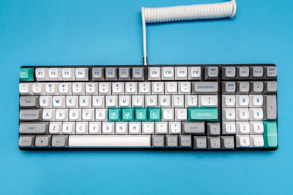 Glorious GMMK 2 96% - Drop MT3 Camillo Keycaps & MT3 3277 Turquoise Accents